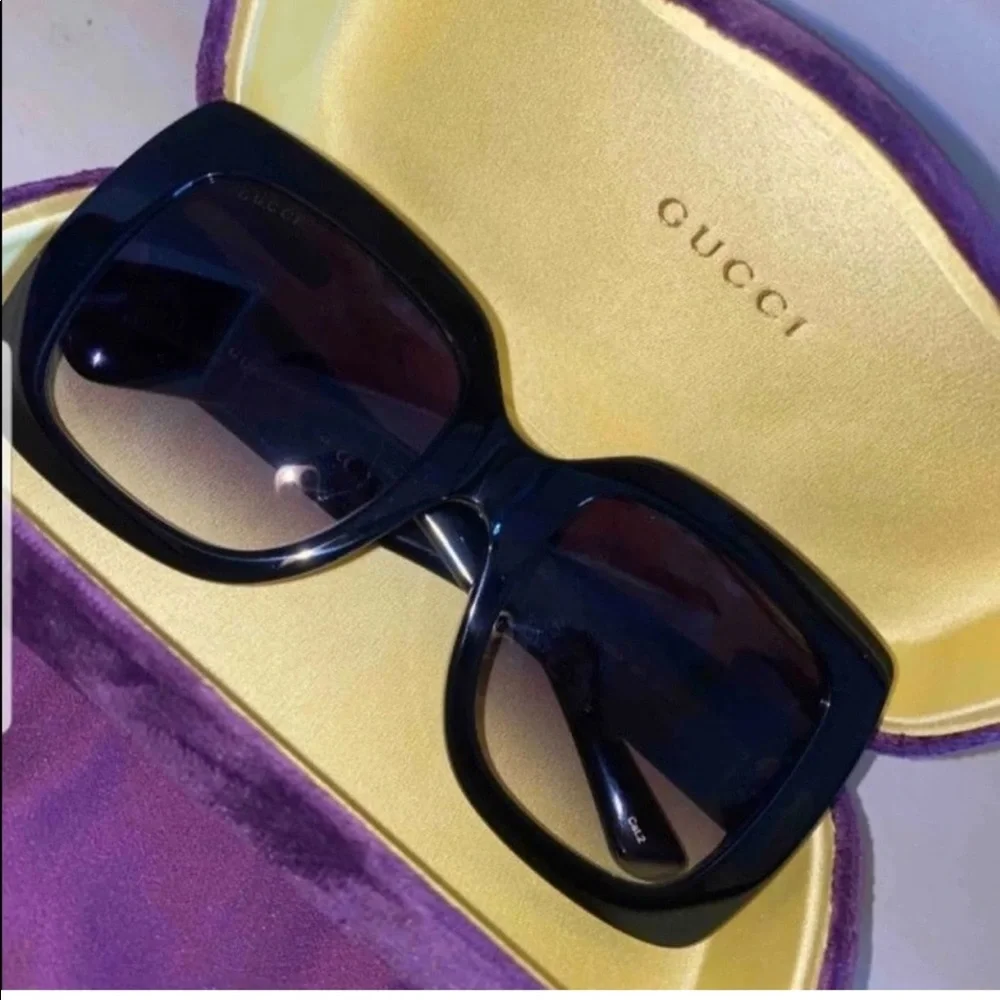 GUCCI OVERSIZED SQUARE SUNGLASSES NWOT - Picture 8 of 11